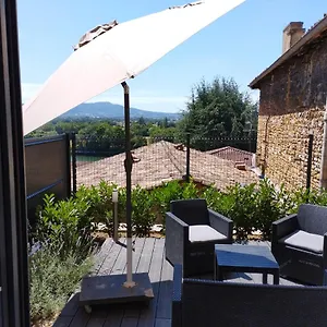 Trevoux: Loft Ravissant Avec Terrasse Appartement